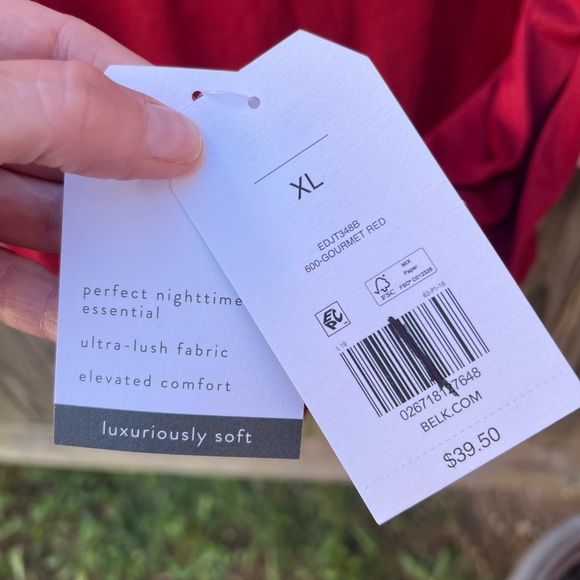 👗Wonderly red sleep tee - Picture 6 of 7